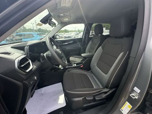 Certified 2024 Chevrolet TrailBlazer LT FWD image 21
