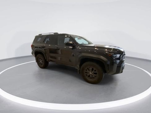 Used 2025 Toyota 4Runner SR5 image 2