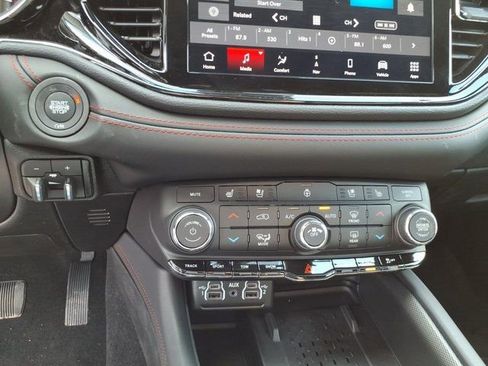 New 2026 Dodge Durango GT image 13