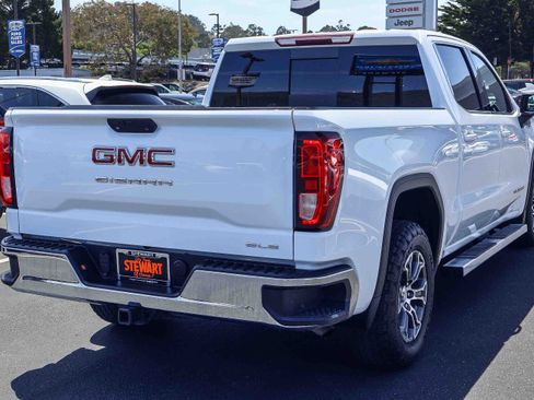 Used 2020 GMC Sierra 1500 SLE w/ SLE Value Package RWD image 19