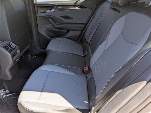 New 2026 Volkswagen Tiguan SE R-Line FWD image 23
