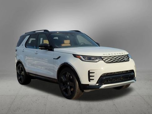 New 2026 Land Rover Discovery Limited Edition image 8