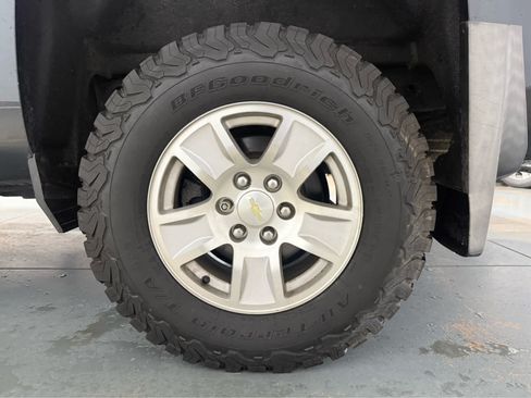 Used 2018 Chevrolet Silverado 1500 LT w/ True North Edition AWD/4WD image 7