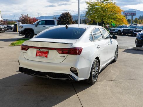 Used 2022 Kia Forte GT-Line image 7