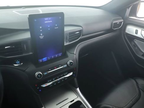 Used 2020 Ford Explorer ST w/ ST Street Pack image 27