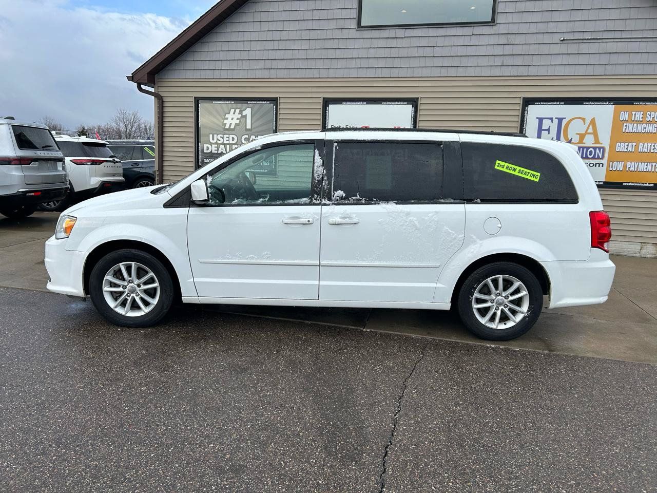 Used 2016 Dodge Grand Caravan SXT FWD image 8
