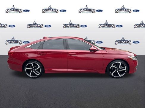 Used 2019 Honda Accord Sport image 4