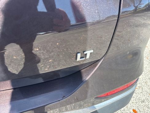 Used 2020 Chevrolet Equinox LT image 9