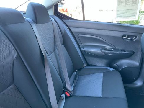 Used 2025 Nissan Versa SV FWD image 36