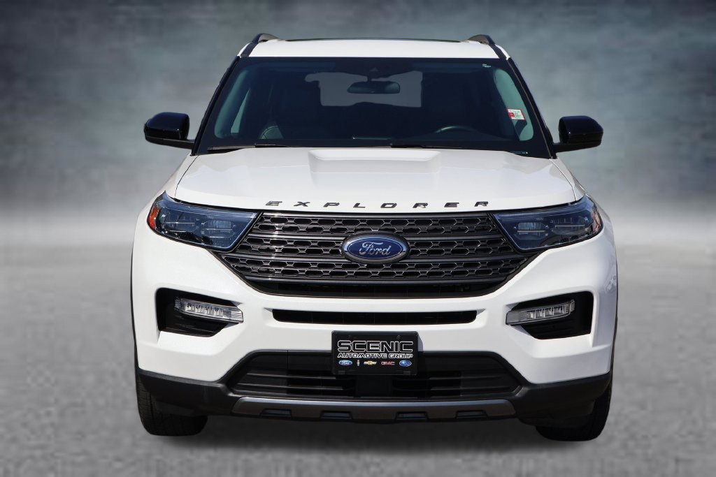 Used 2023 Ford Explorer XLT w/ Equipment Group 202A RWD image 30