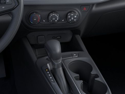 Used 2025 Chevrolet Trax LS w/ LS Convenience Package FWD image 48