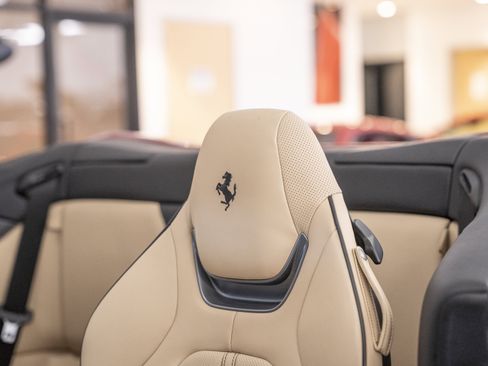 Used 2022 Ferrari Portofino M RWD image 42