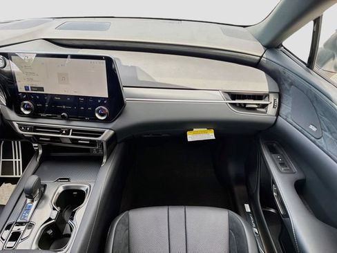 New 2026 Lexus RX 500h F Sport w/ Appearance Package AWD/4WD image 19