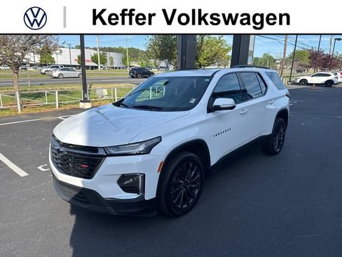 Used 2023 Chevrolet Traverse RS AWD/4WD image 7