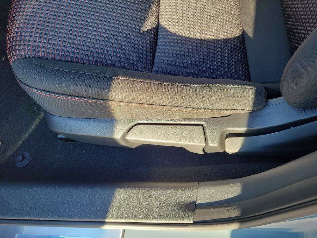 New 2027 Nissan Sentra SR w/ Floor Mat Package FWD image 18