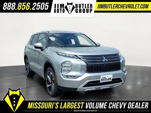Used 2024 Mitsubishi Outlander AWD image 26