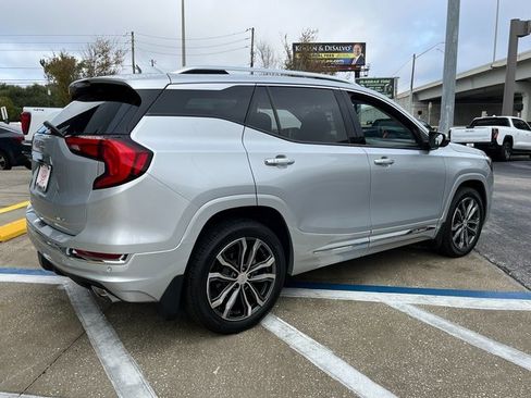 Used 2020 GMC Terrain Denali w/ Denali Premium Package image 7