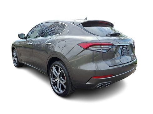 Certified 2023 Maserati Levante GT AWD/4WD image 4