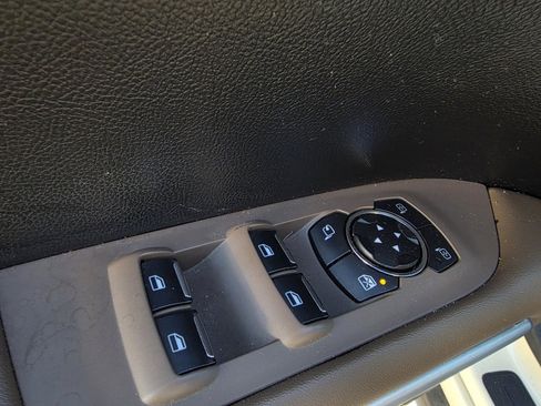 Used 2016 Lincoln MKZ Base w/ Equipment Group 300A Reserve image 11