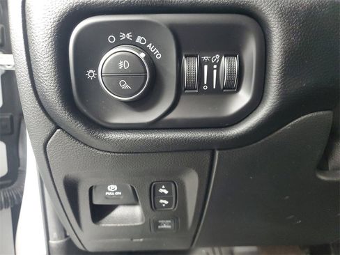 Used 2021 RAM 1500 Laramie image 13