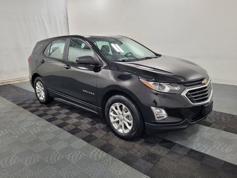 Used 2021 Chevrolet Equinox LS image 11