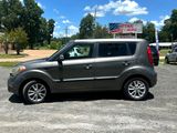Used 2012 Kia Soul + image 6