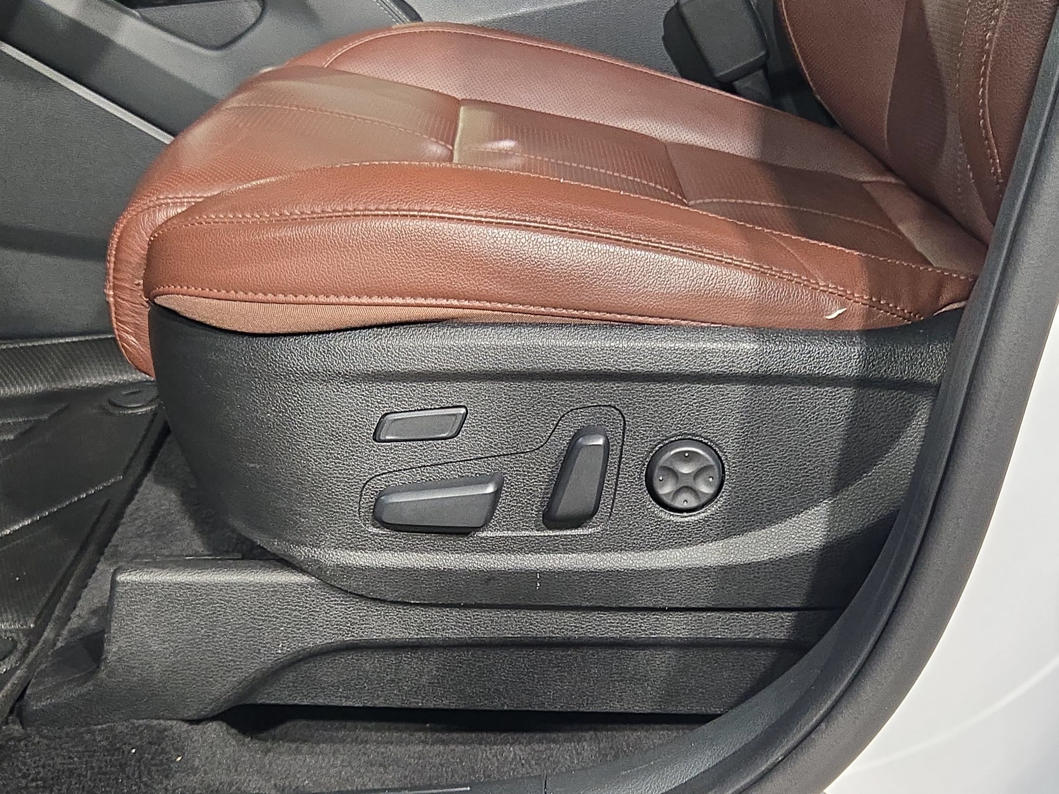 Used 2023 Kia Telluride SX AWD/4WD image 23