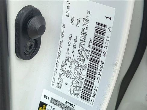 Used 2017 Toyota Tacoma TRD Pro image 23