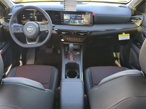 New 2025 Nissan Kicks SR image 14