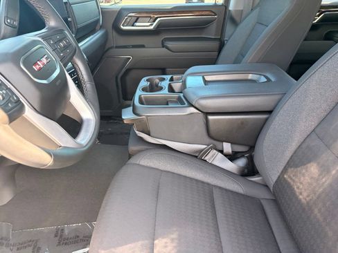 Used 2024 GMC Sierra 1500 Elevation w/ X31 Off-Road Package AWD/4WD image 16