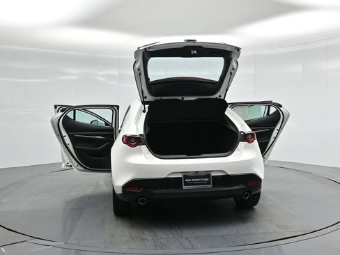 Used 2023 MAZDA MAZDA3 s image 32
