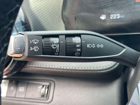 Used 2025 Chevrolet Equinox LT w/ Convenience Package II FWD image 19