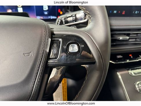 New 2026 Lincoln Aviator AWD image 28