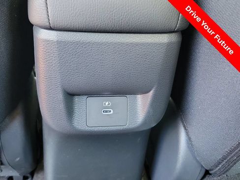 Certified 2025 Nissan Versa SV w/ Trunk Package FWD image 22
