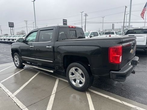 Used 2017 Chevrolet Silverado 1500 LTZ Z71 w/ LTZ Plus Package image 13