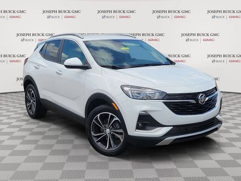 Used 2023 Buick Encore GX Select FWD image 1