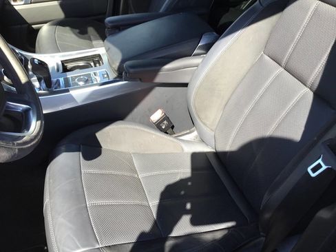 Used 2019 Land Rover Range Rover Sport HST image 18
