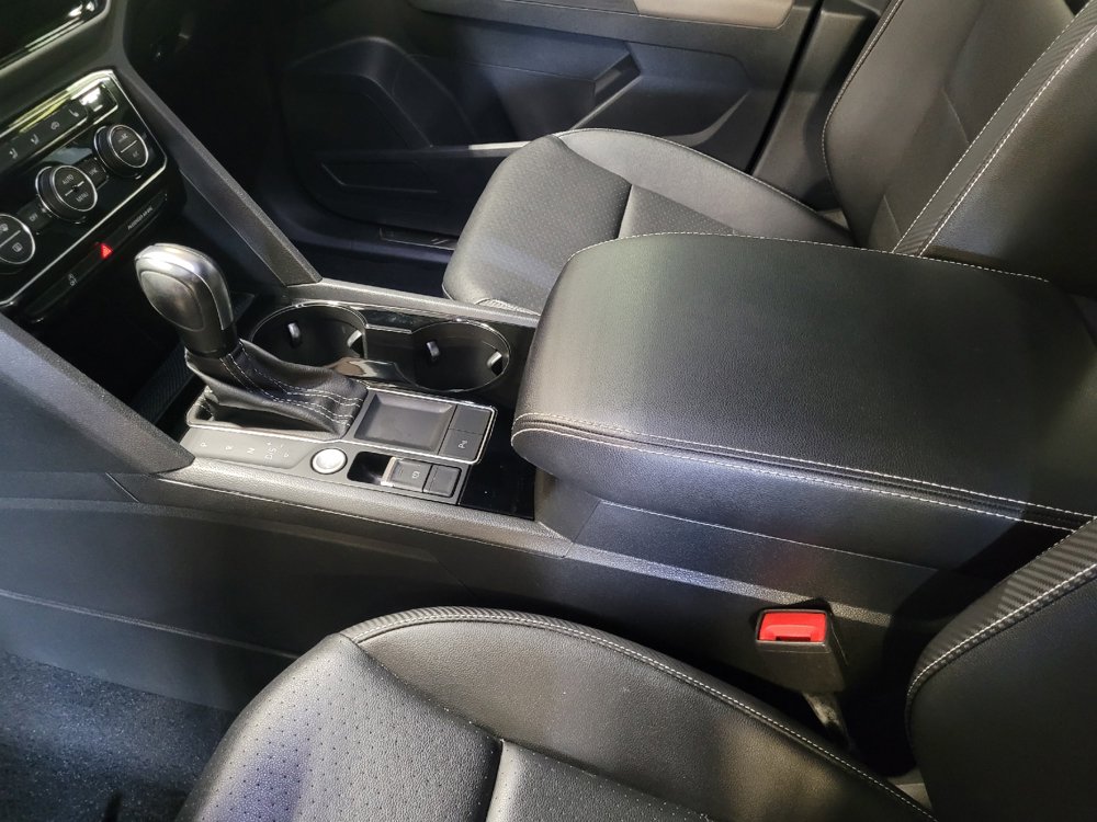 Used 2023 Volkswagen Atlas Cross Sport SE FWD image 26
