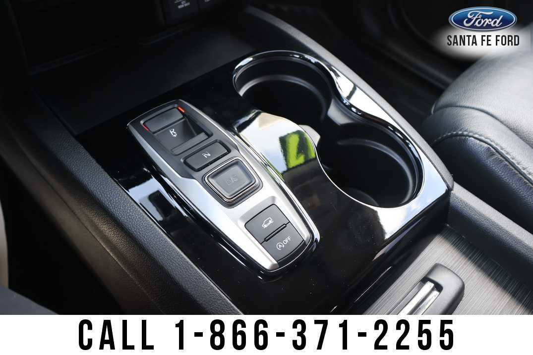 Used 2017 Honda Pilot Touring image 42
