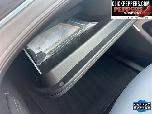 Used 2024 Buick Enclave Premium image 17