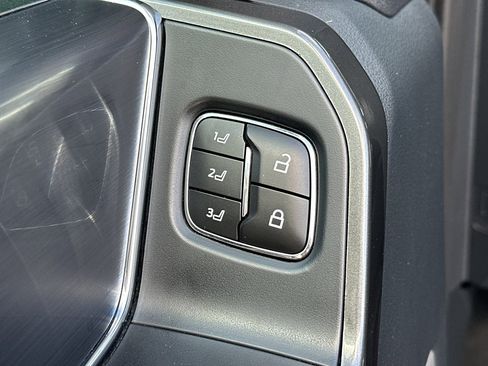 Used 2023 Ford F150 Lariat w/ Equipment Group 502A High image 16