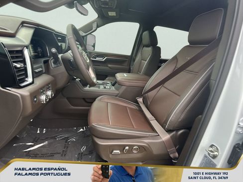 New 2026 GMC Sierra 2500 Denali w/ Denali Reserve Package AWD/4WD image 14