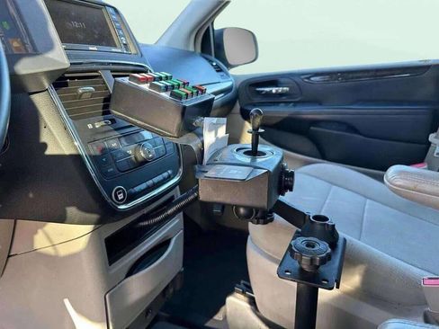 Used 2012 Dodge Grand Caravan Crew w/ Crew Value Pkg image 22