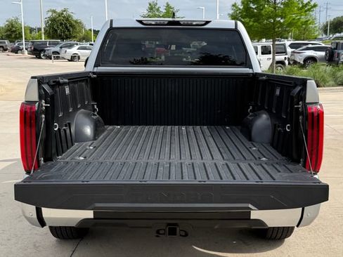 Used 2022 Toyota Tundra Limited w/ Power Package AWD/4WD image 29