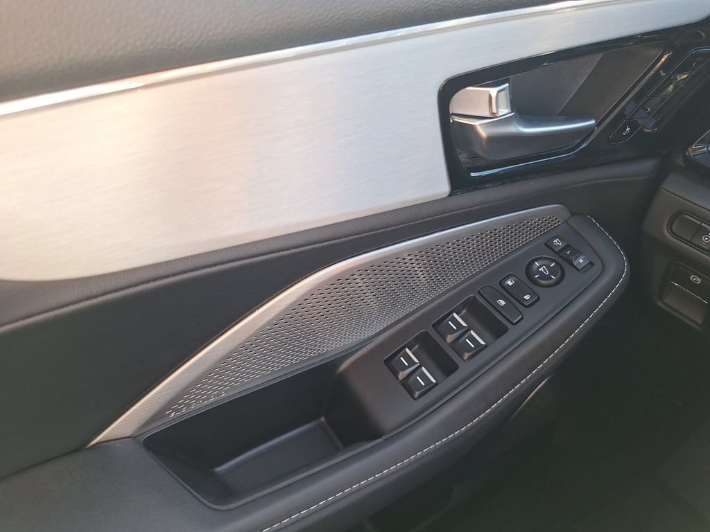 Certified 2024 Acura MDX w/ Technology Package FWD image 22