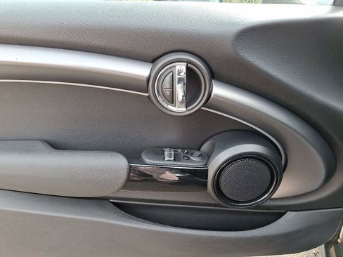 Certified 2023 MINI Cooper 2-Door Hardtop image 12