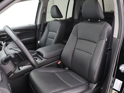 Used 2025 Honda Ridgeline RTL image 19