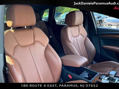 Used 2023 Audi Q5 e Premium Plus w/ Premium Plus Package AWD/4WD image 7