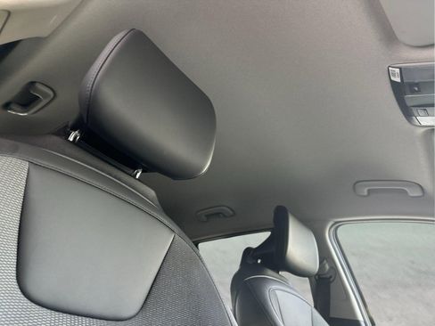 Used 2023 Kia Niro Wind w/ Wind Preserve Package image 17