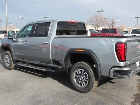 New 2026 GMC Sierra 3500 SLT w/ SLT Premium Package image 12